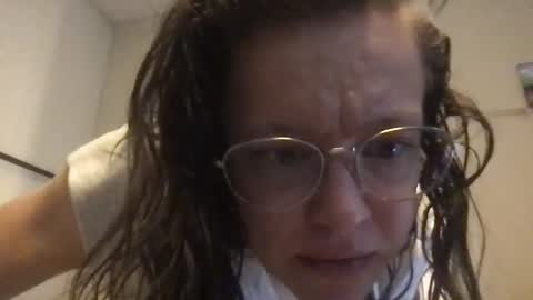 Nora and Jim 3 online show from March 27, 2026, 2:50 am