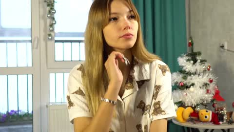 Snapshot of norakiso chatting on December 12, 2024, 9:19 am Eva online show from December 12, 2024, 9:19 am