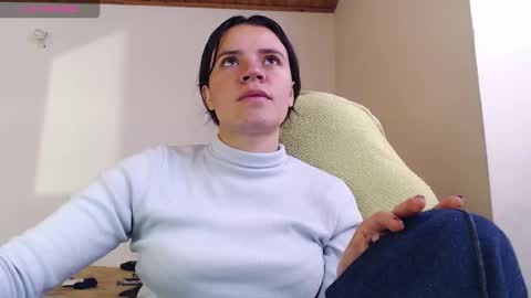 Snapshot of noreen_ chatting on November 18, 2025, 4:22 pm noreen_ online show from November 18, 2025, 4:22 pm