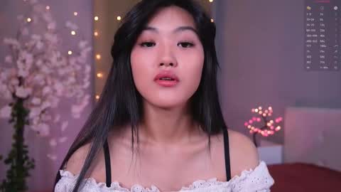 Snapshot of noreenbeckey chatting on December 20, 2025, 7:59 am Nore online show from December 20, 2025, 7:59 am