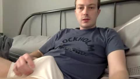 Snapshot of norfolkboy18 chatting on February 6, 2025, 9:11 am Ollie online show from February 6, 2025, 9:11 am