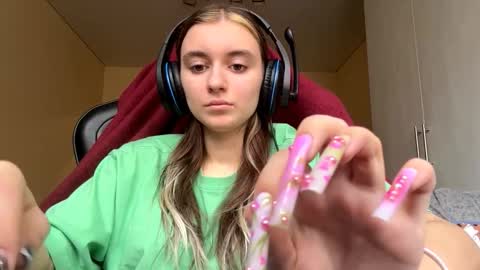 Elena online show from March 20, 2026, 7:35 am