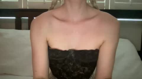 Snapshot of noscandal chatting on November 19, 2025, 7:25 pm noscandal online show from November 19, 2025, 7:25 pm