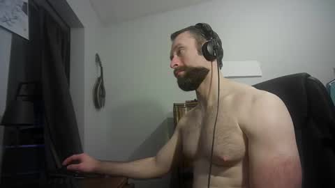 Snapshot of nosedfc chatting on December 17, 2025, 10:38 pm nosedfc online show from December 17, 2025, 10:38 pm