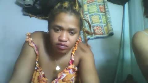 Snapshot of nosminah01 chatting on September 14, 2025, 8:19 pm nosminah01 online show from September 14, 2025, 8:19 pm