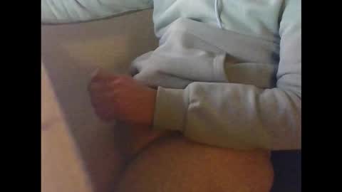 nostrezzzcum online show from November 13, 2025, 1:48 am