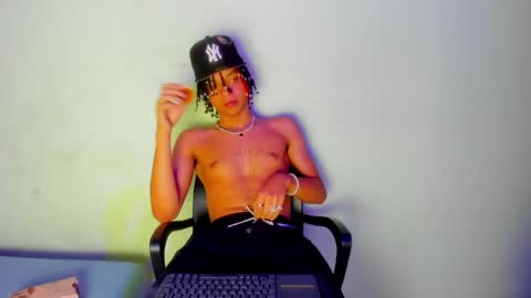 Snapshot of not_hoffman chatting on January 17, 2025, 1:13 pm HOFFMAN online show from January 17, 2025, 1:13 pm