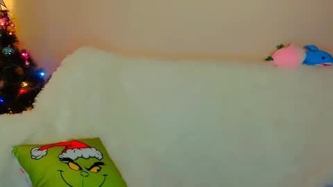 hi glad to chat online show from December 23, 2024, 11:49 pm