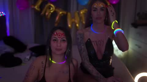 Snapshot of notamericanpie23 chatting on January 13, 2026, 10:15 pm Tina online show from January 13, 2026, 10:15 pm