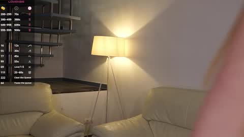 Snapshot of notelis chatting on February 22, 2026, 3:54 pm Goldie online show from February 22, 2026, 3:54 pm