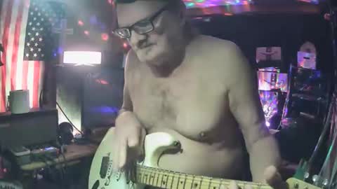 Snapshot of notflamingfart chatting on October 21, 2025, 4:35 am notflamingfart online show from October 21, 2025, 4:35 am