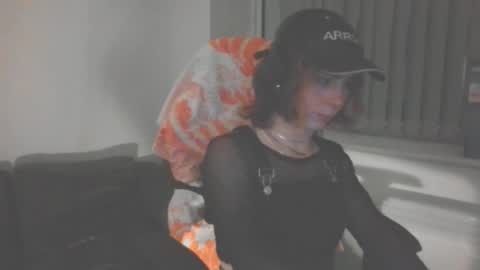 Lucy online show from December 21, 2025, 5:14 am