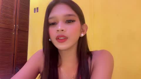 nova_licious online show from May 28, 2026, 5:10 pm