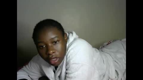 novaah online show from November 25, 2025, 1:38 am