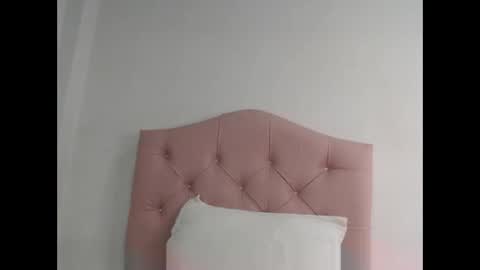 Snapshot of novaclark chatting on January 14, 2026, 11:49 am novaclark online show from January 14, 2026, 11:49 am