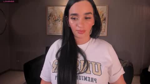 Snapshot of novaspencer chatting on October 20, 2025, 9:04 pm Nova online show from October 20, 2025, 9:04 pm