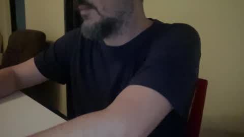 novio_muyalto online show from November 5, 2025, 10:43 pm