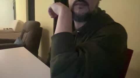 novio_muyalto online show from December 15, 2025, 10:58 pm