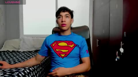 Snapshot of noxx_stark chatting on December 17, 2025, 6:03 pm Noxx online show from December 17, 2025, 6:03 pm