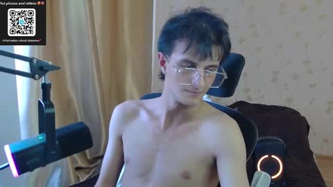 Snapshot of nuar_x chatting on March 24, 2026, 2:33 pm Nuar X online show from March 24, 2026, 2:33 pm
