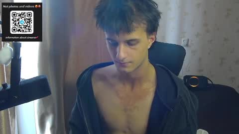 Snapshot of nuar_x chatting on April 11, 2026, 12:09 pm Nuar X online show from April 11, 2026, 12:09 pm