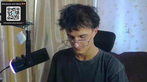 Snapshot of nuar_x chatting on April 14, 2026, 1:06 pm Nuar X online show from April 14, 2026, 1:06 pm