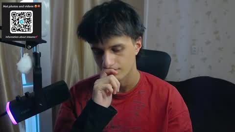 Snapshot of nuar_x chatting on April 18, 2026, 2:10 pm Nuar X online show from April 18, 2026, 2:10 pm