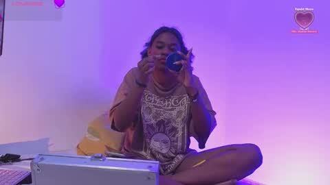 Snapshot of nude2557940 chatting on September 18, 2025, 6:26 am Channel Cox online show from September 18, 2025, 6:26 am