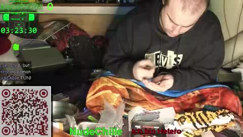 Snapshot of nudechiller chatting on November 7, 2025, 2:22 am Vinz... online show from November 7, 2025, 2:22 am