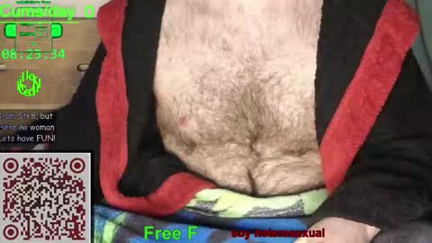 Snapshot of nudechiller chatting on February 8, 2026, 7:23 am Vinz... online show from February 8, 2026, 7:23 am