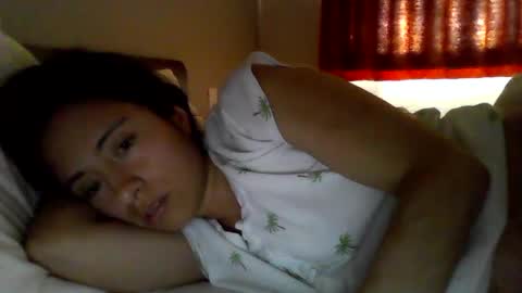 Snapshot of nudecosmetics chatting on March 7, 2025, 1:20 am Gigi Bloom online show from March 7, 2025, 1:20 am