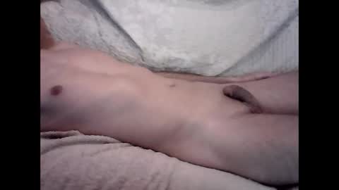 nudista online show from September 9, 2025, 4:06 pm