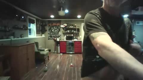 Snapshot of nudistguy194549 chatting on February 15, 2026, 10:50 pm Nudistguy online show from February 15, 2026, 10:50 pm