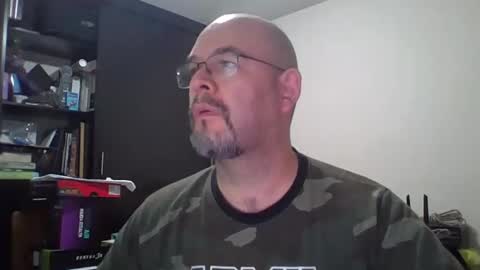 nuevoshowgranlattino online show from November 19, 2025, 1:38 am