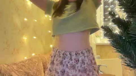 Snapshot of nuitblanche_vibes chatting on December 3, 2025, 6:50 pm nuitblanche_vibes online show from December 3, 2025, 6:50 pm