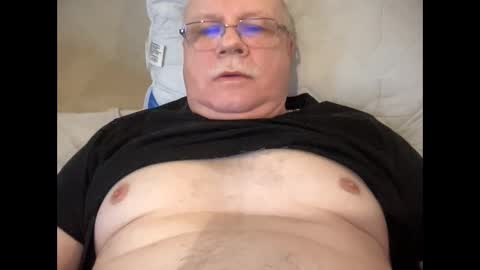 nukiss online show from January 4, 2025, 8:49 am