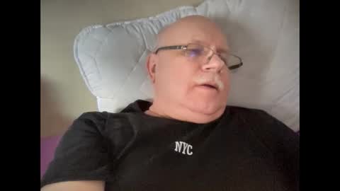 nukiss online show from January 13, 2025, 12:35 pm