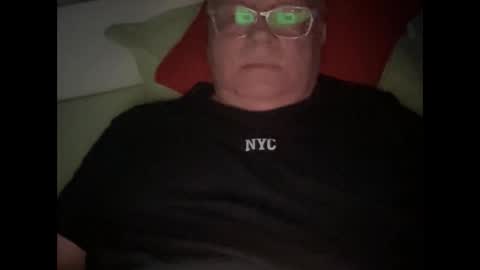 nukiss online show from September 25, 2025, 1:59 pm