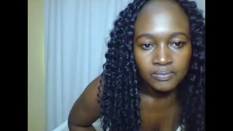 Snapshot of nutgal_ chatting on October 21, 2025, 6:47 am nutgal online show from October 21, 2025, 6:47 am