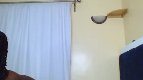 Snapshot of nutgal_ chatting on October 26, 2025, 6:25 pm nutgal online show from October 26, 2025, 6:25 pm