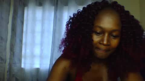 Snapshot of nutgal_ chatting on November 11, 2025, 10:37 am nutgal online show from November 11, 2025, 10:37 am