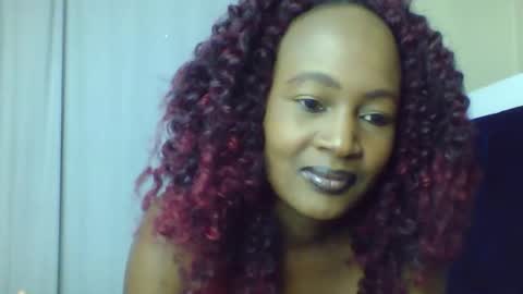 Snapshot of nutgal_ chatting on December 5, 2025, 8:01 am nutgal online show from December 5, 2025, 8:01 am