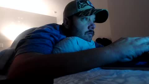 Snapshot of nuttincowboy727272 chatting on February 1, 2026, 2:48 pm nuttincowboy727272 online show from February 1, 2026, 2:48 pm