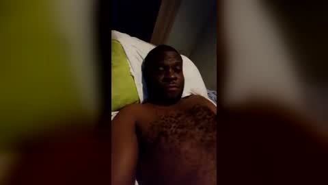 Snapshot of nutyfreshboy chatting on July 1, 2026, 10:31 pm nutyfreshboy online show from July 1, 2026, 10:31 pm
