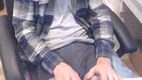 nwih2018 online show from October 17, 2025, 3:03 pm