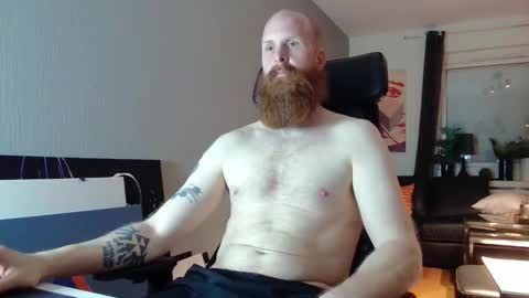 Snapshot of nxrthman chatting on October 29, 2025, 10:55 pm nxrthman online show from October 29, 2025, 10:55 pm