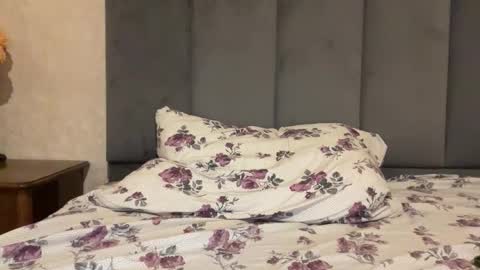 Nxtryn online show from October 9, 2025, 7:56 pm