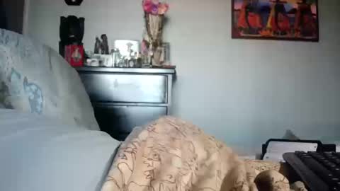 KN online show from October 20, 2025, 7:03 pm