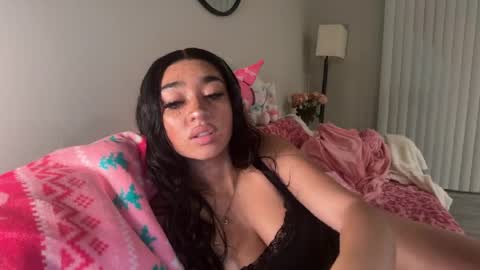 nylasinns online show from April 30, 2026, 1:12 am