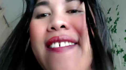 nylecummer online show from February 7, 2025, 7:59 pm